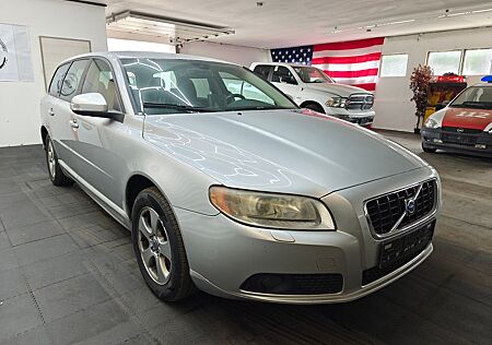 Volvo V70 Kombi Momentum Automatik SHZ Xenon Tempomat