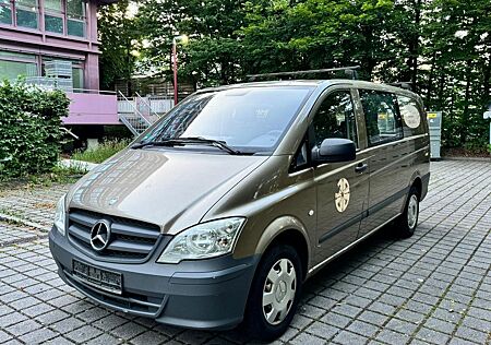 Mercedes-Benz Vito 113 CDI Lang 6-Sitze Mixto AHK