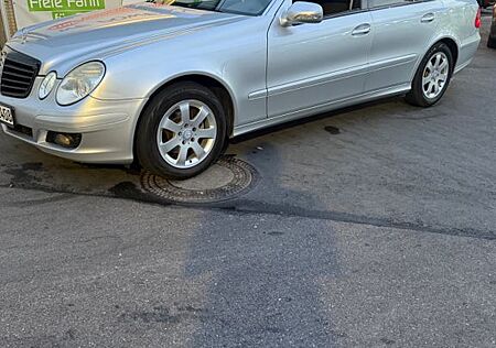 Mercedes-Benz E 200 CDI CLASSIC Classic