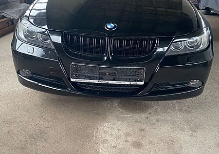 BMW 320i touring -