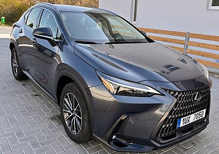Lexus NX 350h 350h -