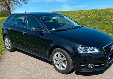 Audi A3 2.0 TDI (DPF) Attraction Sportback Attraction