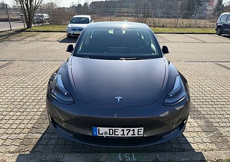 Tesla Model 3 Hinterradantrieb RWD SR+