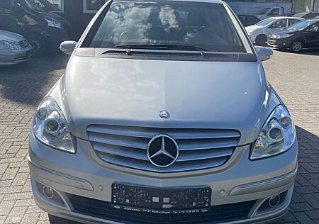 Mercedes-Benz B 180 CDI*Teilleder*SZH*Temp*TÜV& AU NEU