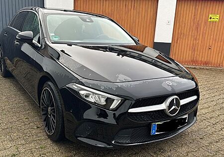 Mercedes-Benz A 180 d DCT -