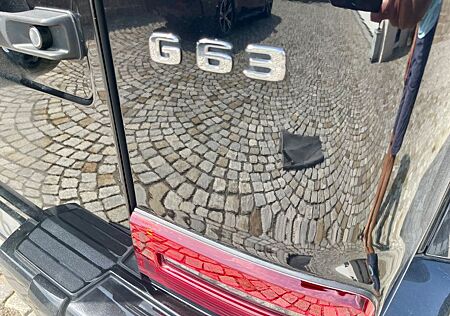 Mercedes-Benz G 63 AMG Mercedes-AMG G 63 Mercedes-AMG