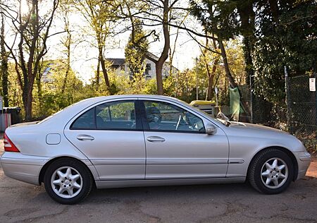 Mercedes-Benz C 200 KOMPRESSOR ELEGANCE