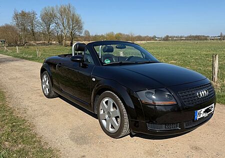 Audi TT Roadster /Cabriolet, 1.8T, 132 kW - S Line,
