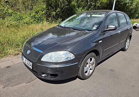 Fiat Croma 1.9 Multijet 8V