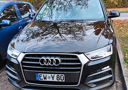 Audi Q3 2.0 TDI S tronic -