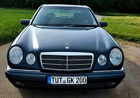 Mercedes-Benz 280 E