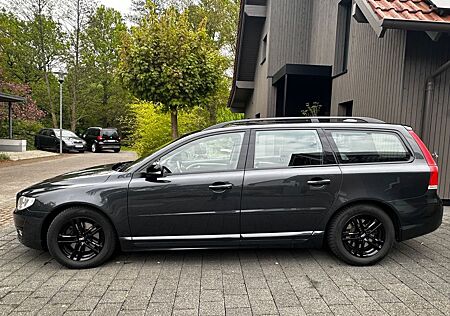 Volvo V70 D4 Linje Svart Linje Svart