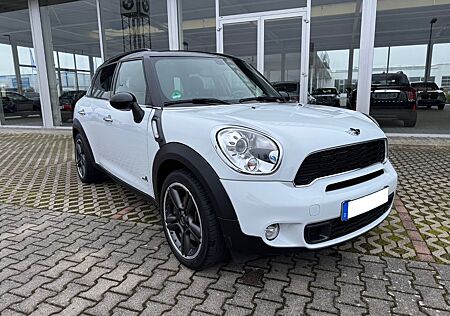 Mini Cooper S Countryman 4X4*SHZ*PANO*LEDER*SPORT*NAV