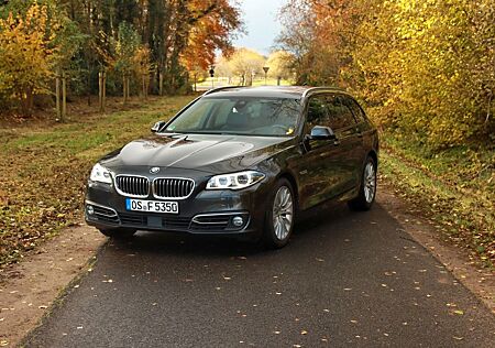 BMW 535d Touring A Luxury Line Luxury Line