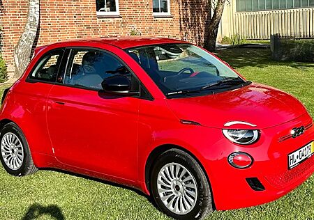 Fiat 500E (RED) Limousine 42 kWh (RED)