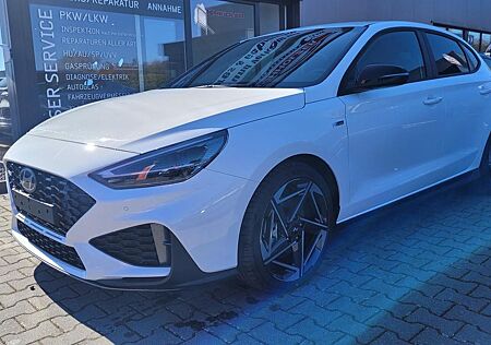 Hyundai i30 Fastback N Line*LED*Navi*Shzg*ACC*Cam*18Zoll