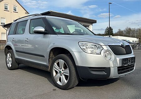Skoda Yeti *Elegance* 4x4 /AHK//SHZ//VOLL S-HEFT/LEDER