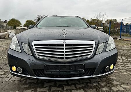 Mercedes-Benz E 250 CGI T BlueEFFICIENCY -Sitzheizung/ Tempoma