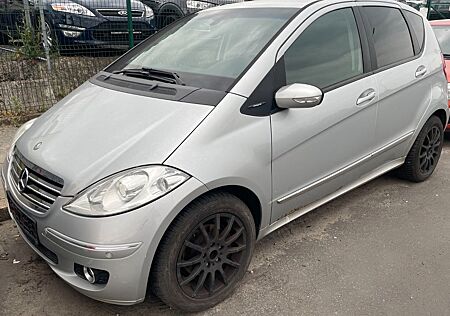 Mercedes-Benz A 200 AVANTGARDE*AUTOMATIK*Getriebe Ruckelt*