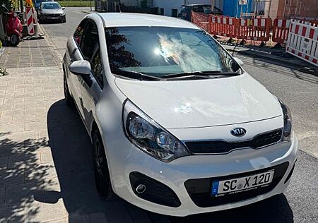 Kia Rio 1.4 FIFA World Cup Edition FIFA World Cu...