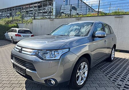 Mitsubishi Outlander Klassik Kollektion 2WD Kamera