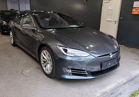 Tesla Model S 75D 75 kWh netto € 17.825,-