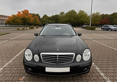 Mercedes-Benz E 240