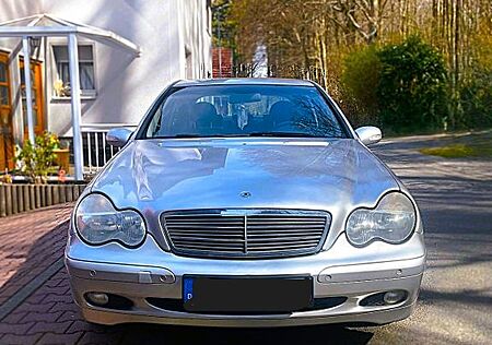 Mercedes-Benz C 180 Kompressor / 8fach Bereift / TÜV 12.27