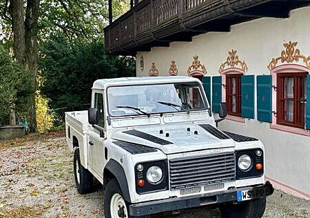 Land Rover Defender 110 Td5 HCPU Pick up