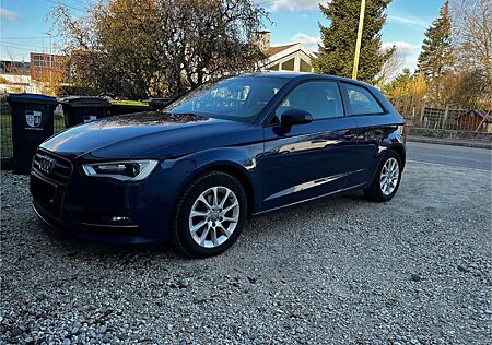 Audi A3 1.6 TDI (DPF) 77kW Attraction Attraction