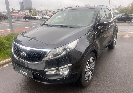 Kia Sportage Spirit 4WD/Leder/Pano/SHZ/PDC/Klima/USB