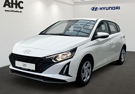 Hyundai i20 1.2 5-MT Select Navi SpurH KAM PDC