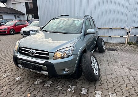 Toyota RAV 4 NAVI -- 4x4--KLIMA--Tüv-03-2025--