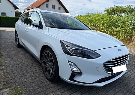 Ford Focus 2,0 EcoBlue Turnier Titanium AHK LED HUD