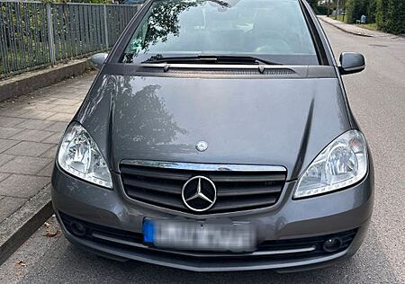 Mercedes-Benz A 160 ELEGANCE Autotronic ELEGANCE
