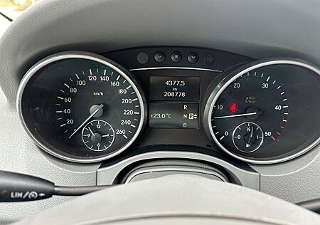 Mercedes-Benz ML 280 CDI 4MATIC -