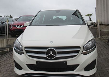 Mercedes-Benz B 180 CDI / d-NAVI-SHZ-PDC-8 FACH-TÜV+INSP.NEU
