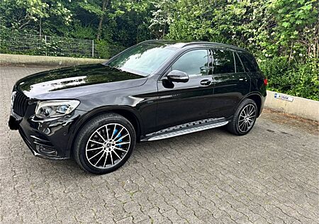 Mercedes-Benz GLC 350 e 4MATIC AMG /360°-/Pano/HeadUp/Burmeste