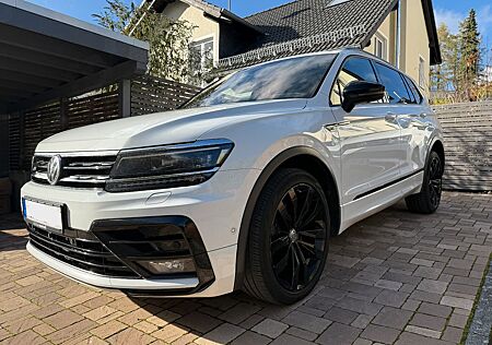 VW Tiguan Allspace Volkswagen 2.0 TSI DSG 4M R-Line Black