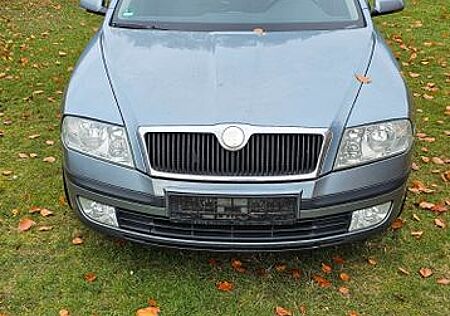 Skoda Octavia Combi 2.0 TDI PD DPF TÜV bis 06. 27
