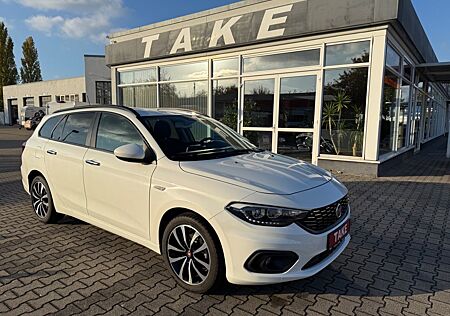 Fiat Tipo Kombi 1.4 T-Jet Lounge SITZH+NAVI