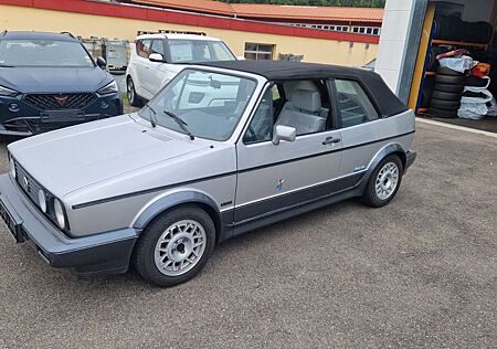 VW Golf Volkswagen Cabrio