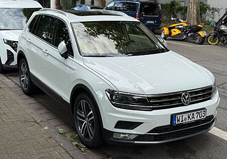 VW Tiguan Volkswagen Highline Pano * 360Kamera* Massage