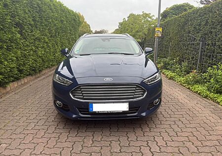 Ford Mondeo 2,0 TDCi Titanium Leder Navi Panorama AHK