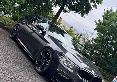 BMW 530d xDrive Touring A -
