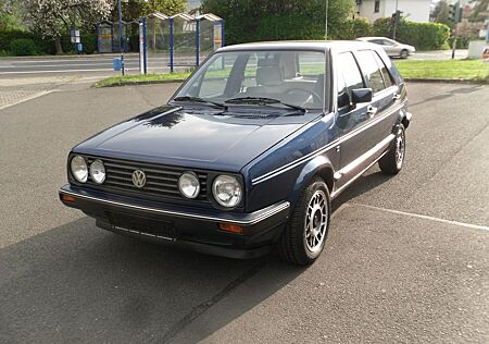 VW Golf Volkswagen 2 Bistro 5tr.sehr gepflegt 1,8l 90PS