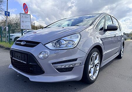 Ford S-Max Titanium S /