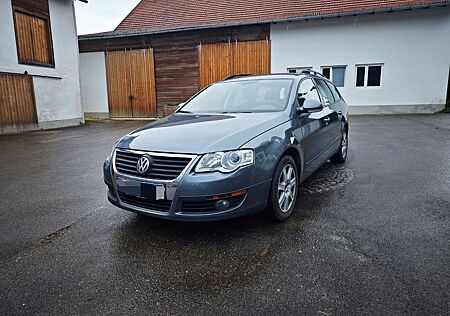VW Passat Variant Volkswagen 2.0 TDI Trendline Variant Tre...