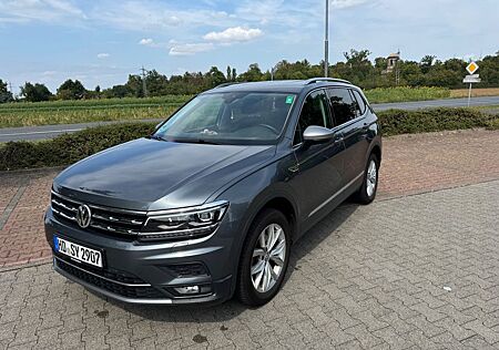 VW Tiguan Allspace Volkswagen 2.0 TDI SCR DSG 4MOTION High...