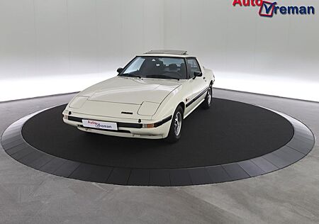 Mazda RX-7 SDX professionally restored